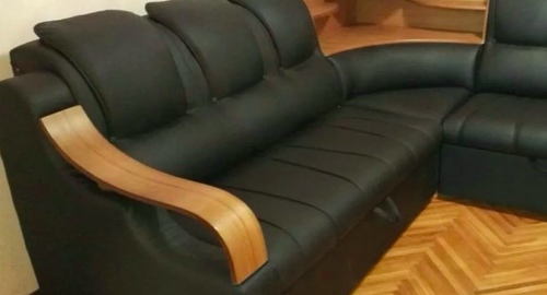 Перетяжка кожаного дивана. Новопетровское